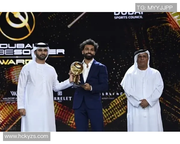 足球明星特拉赫的传奇职业生涯与场外生活揭秘