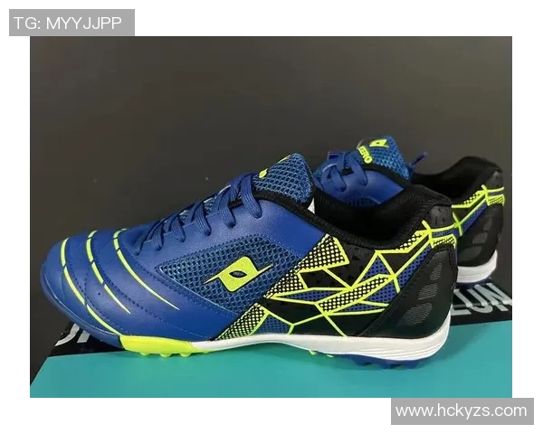 各大足球明星推荐的足球鞋款式与性能分析